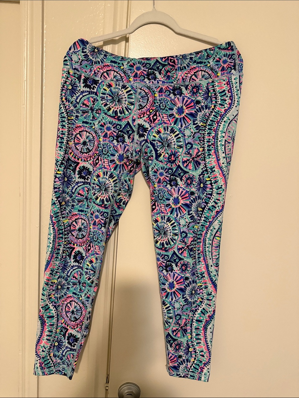 Lilly Pulitzer Girls Multicolor Medallion Print Leggings - Blue Pink Aqua